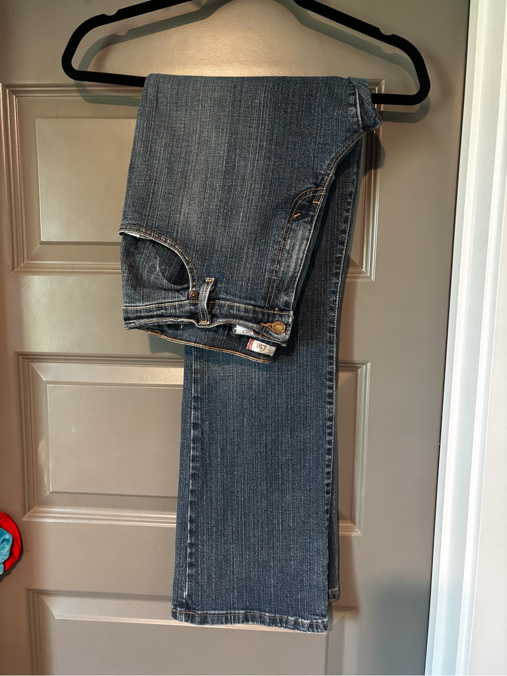 Levi Relaxed Bootcut 550 Jeans